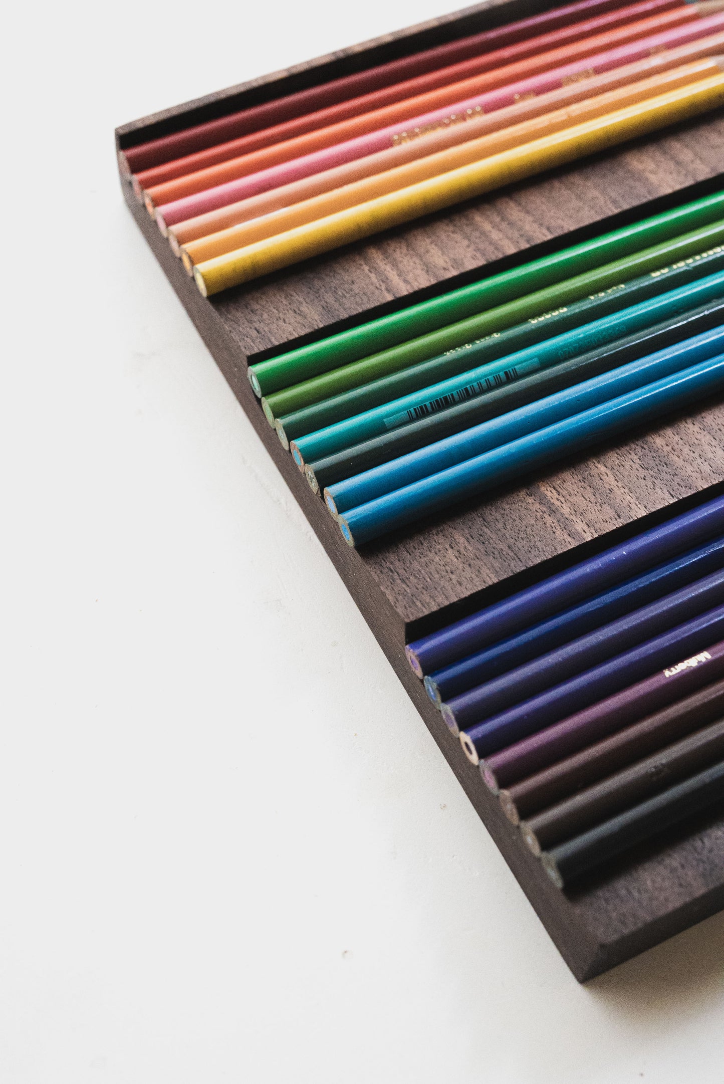 Wav Minimal Desk Organizer