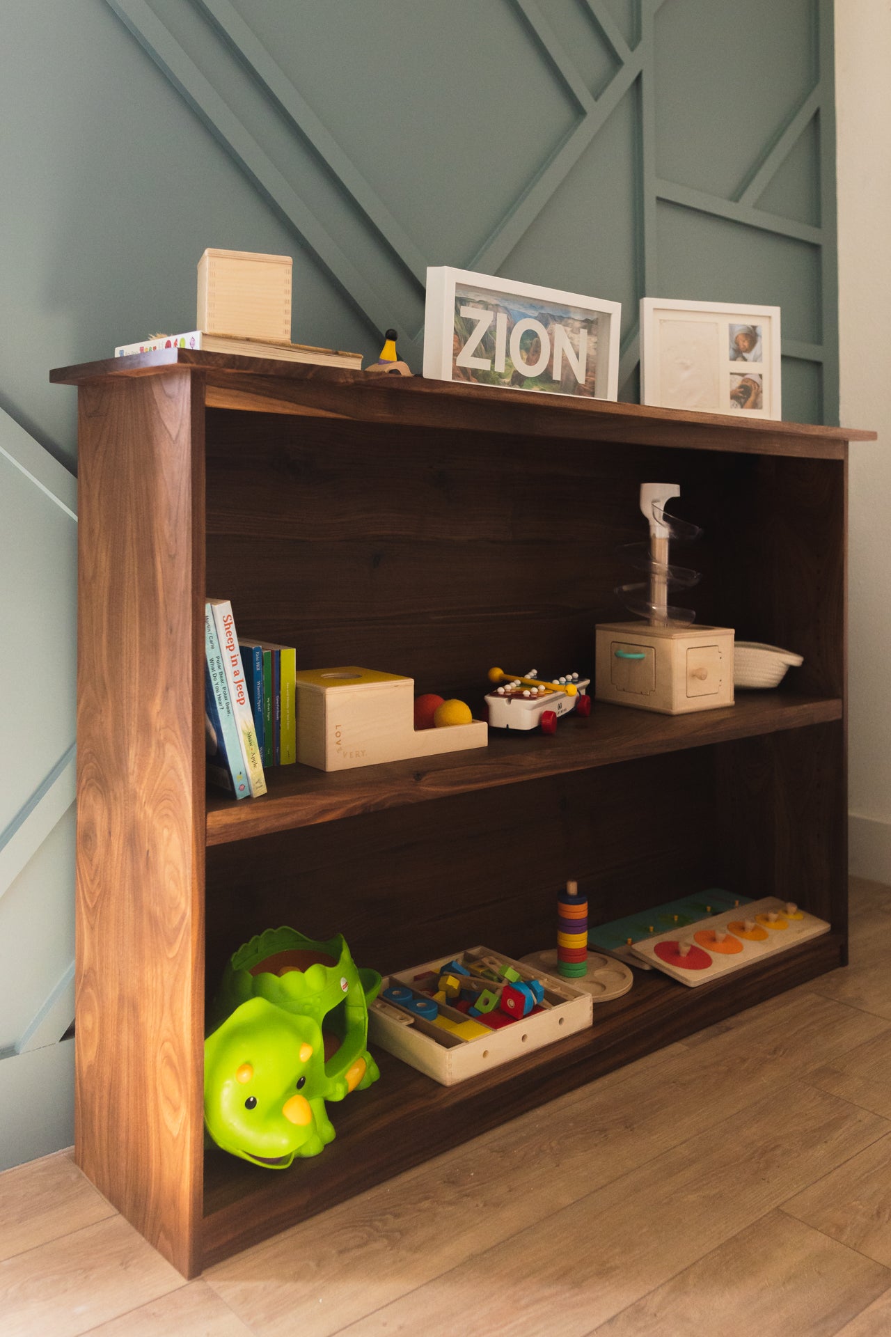 Montessori Toy Shelf