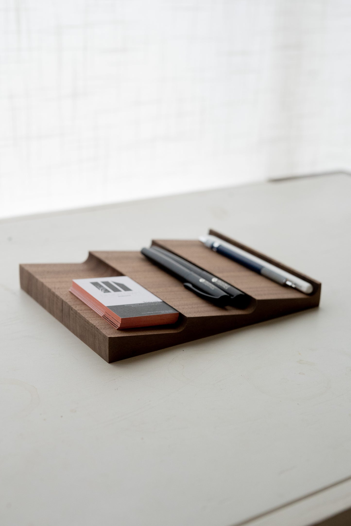 Wav Minimal Desk Organizer