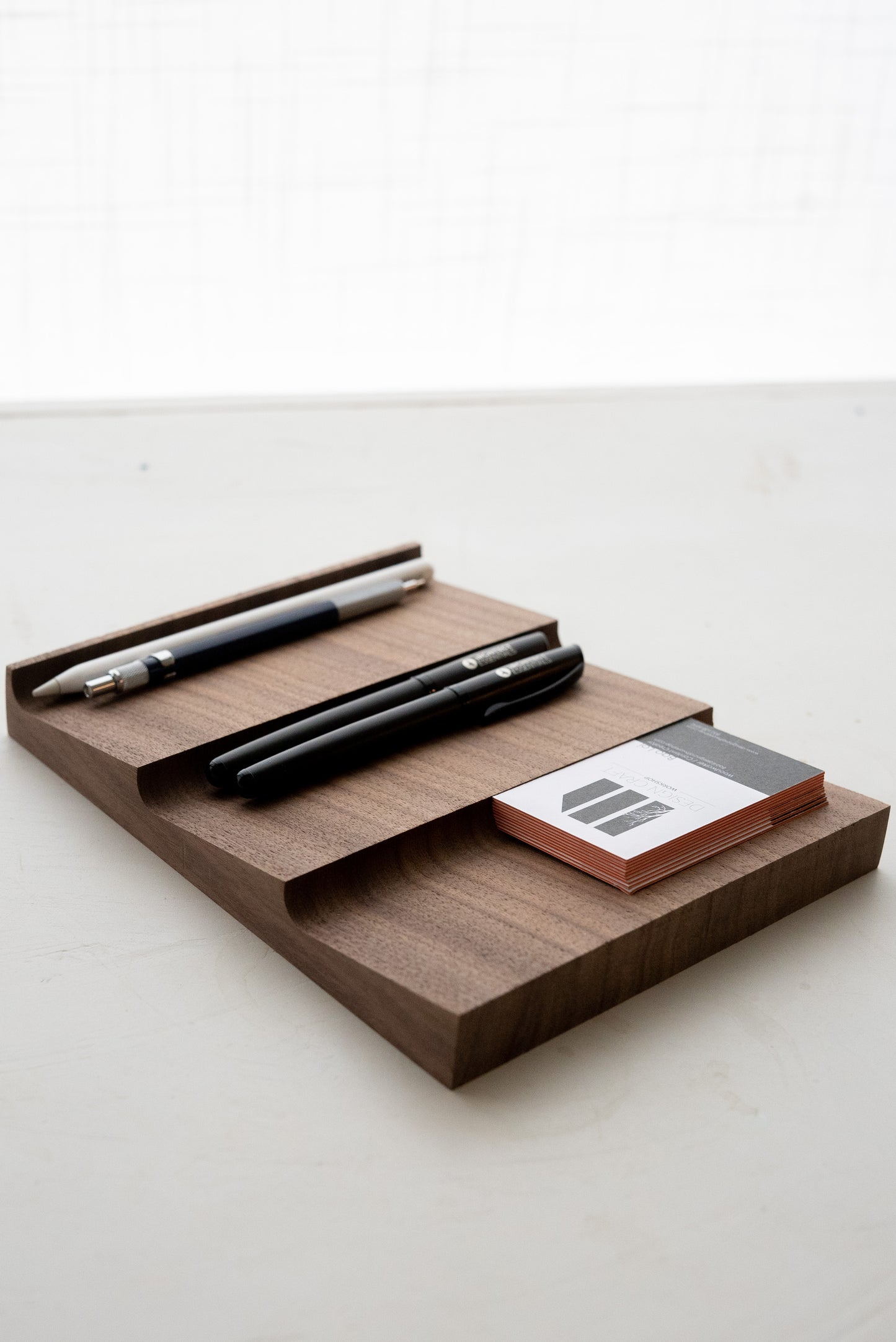 Wav Minimal Desk Organizer