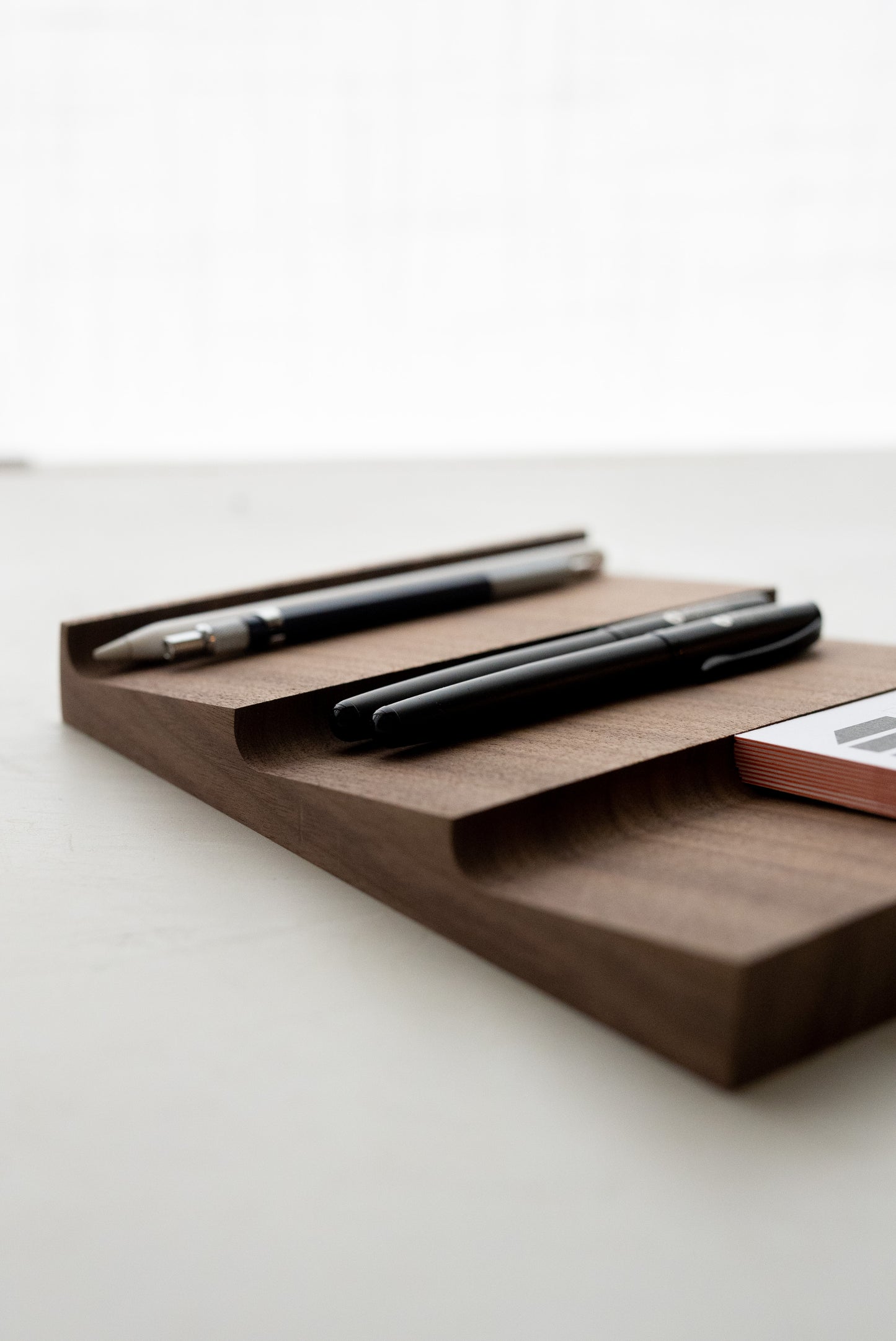 Wav Minimal Desk Organizer